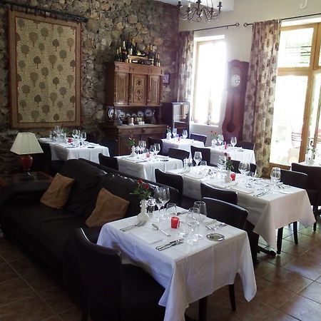 Aux Quatre Saisons Axat Bed & Breakfast ภายนอก รูปภาพ