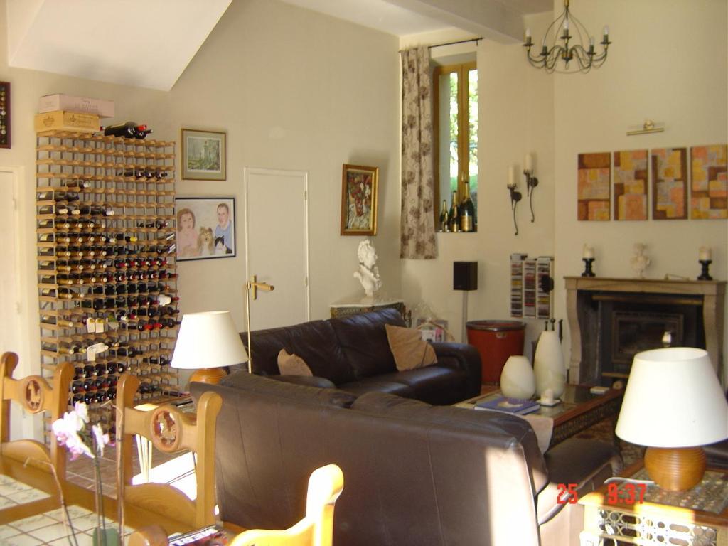 Aux Quatre Saisons Axat Bed & Breakfast ภายนอก รูปภาพ