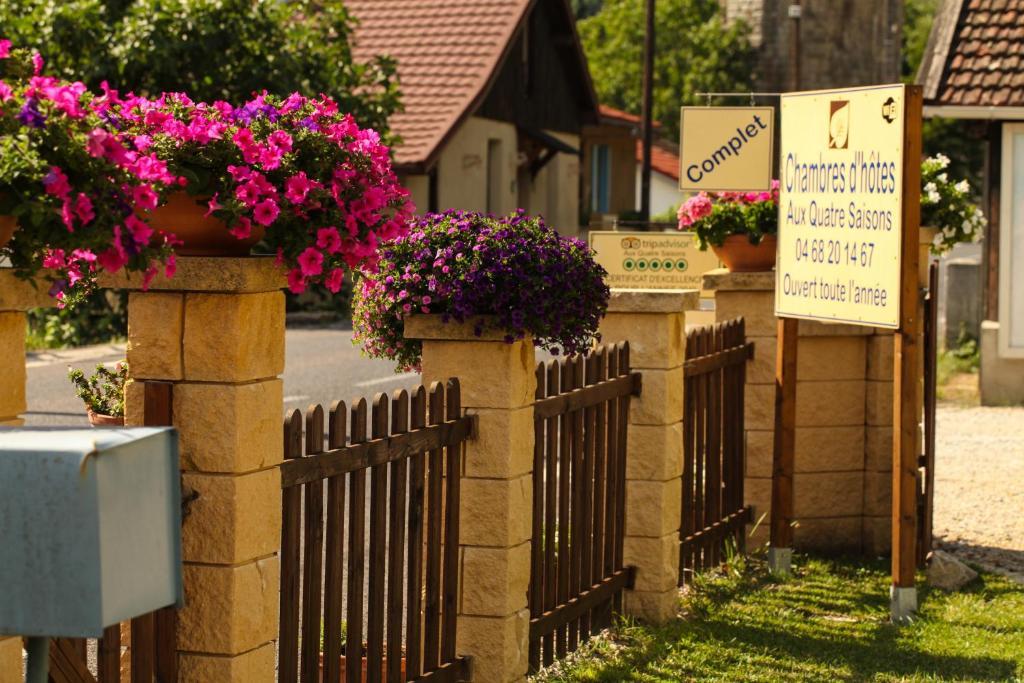 Aux Quatre Saisons Axat Bed & Breakfast ภายนอก รูปภาพ
