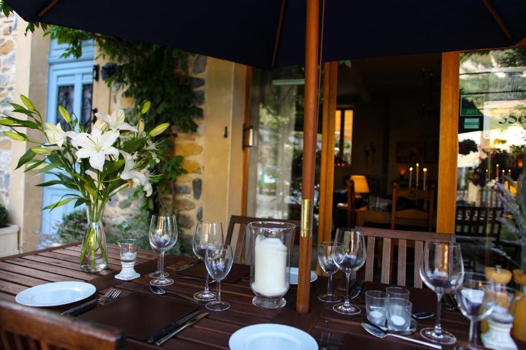 Aux Quatre Saisons Axat Bed & Breakfast ภายนอก รูปภาพ